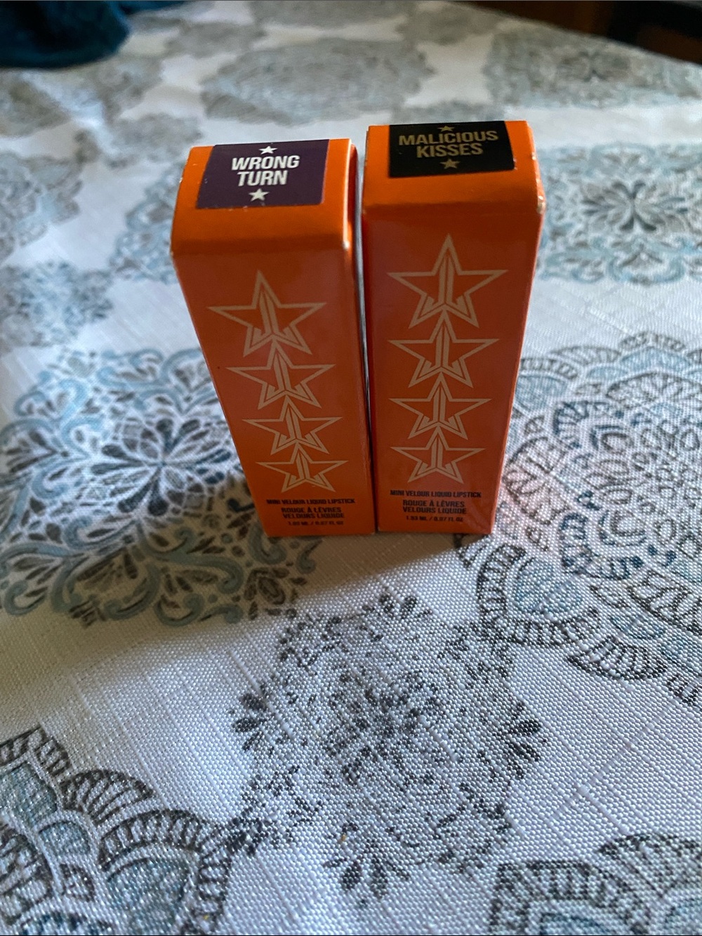Jeffree Star Orange Liquid Lipstick Duo - Wrong Turn & Malicious Kisses